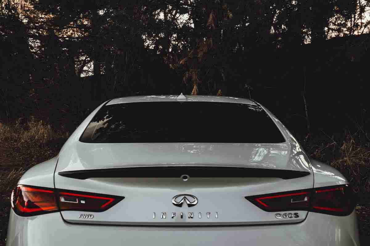 Auto elettriche costo