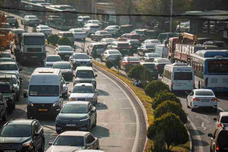 Traffico auto costose